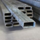 Horganyzott zártszelvény bordázott sarkú  40x20x2,0 6 fm 40513H